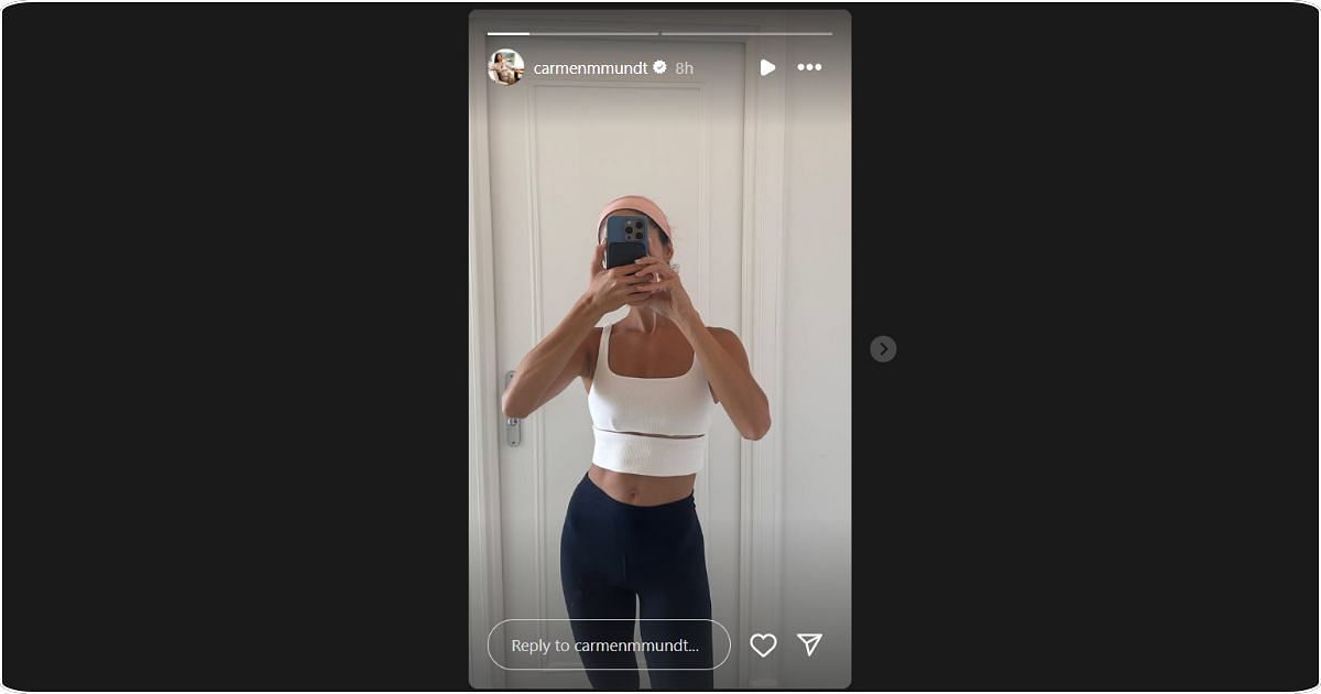 George Russell's partner, Carmen Mundt, shared a picture of herself in a yoga outfit. Image: @carmenmmundt via Instagram